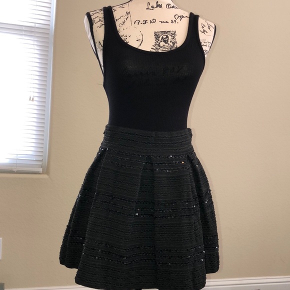 Ginger G Pleated High Waisted Skirt Medium (EUC) - Picture 3 of 6